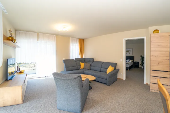 Wohnzimmer barrierearme Eck-Wohnung